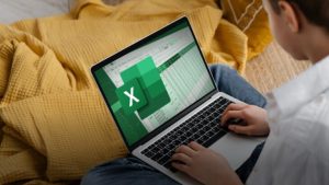 Rumus Hari di Excel